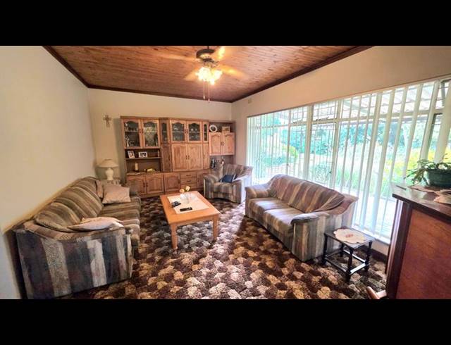 3 BEDROOM HOUSE FOR SALE IN FLORA GARDENS